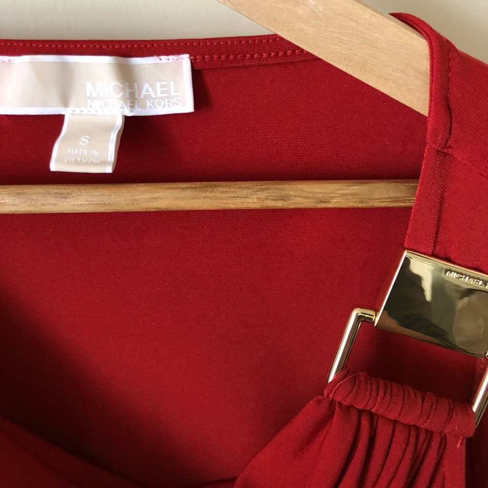 NWOT Michael Kors Top with Gold Accent Size S - Picture 3 of 3